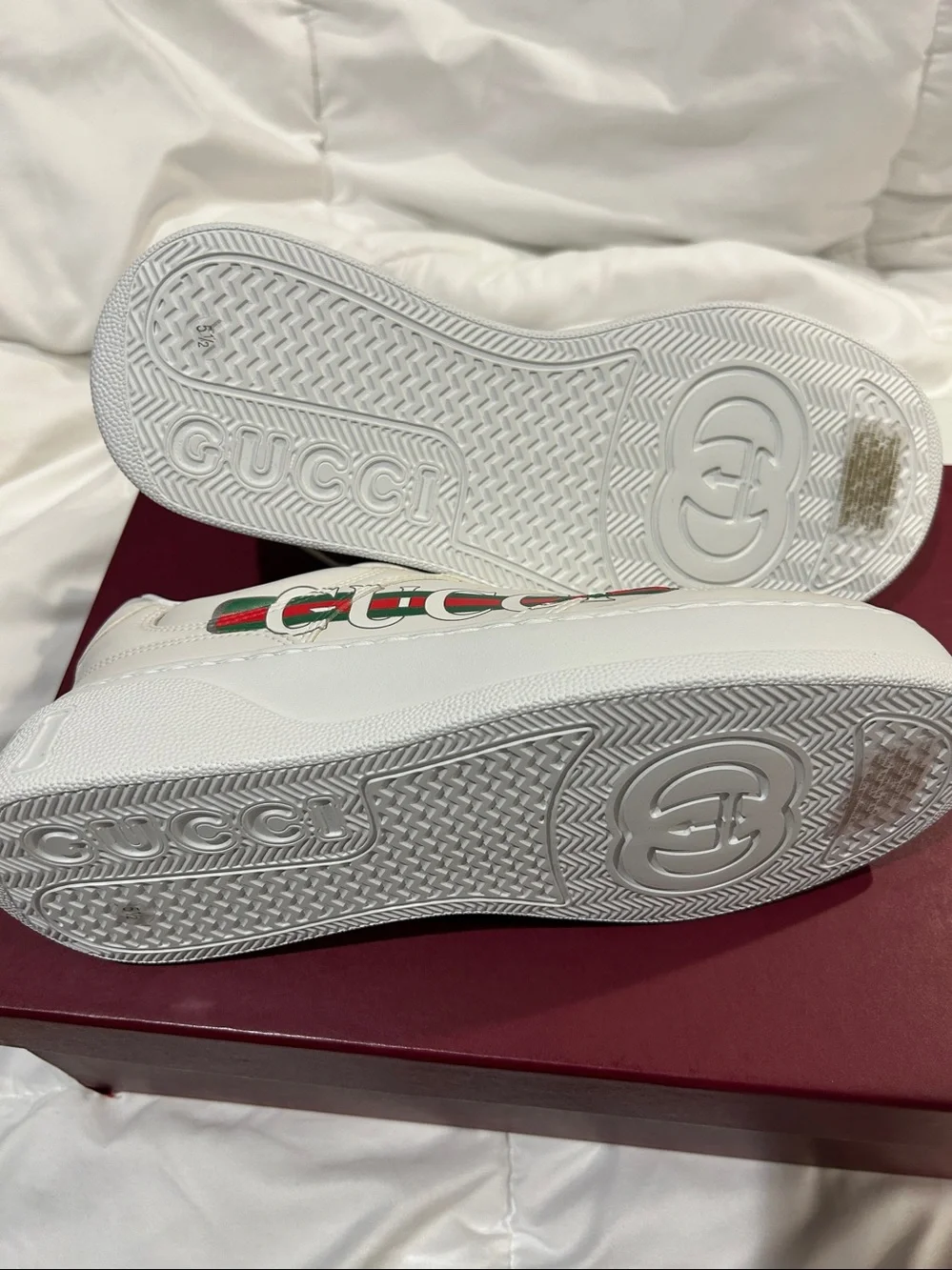 Authentic Gucci Mens White Leather Sneakers with Green-Red Logo Stripe